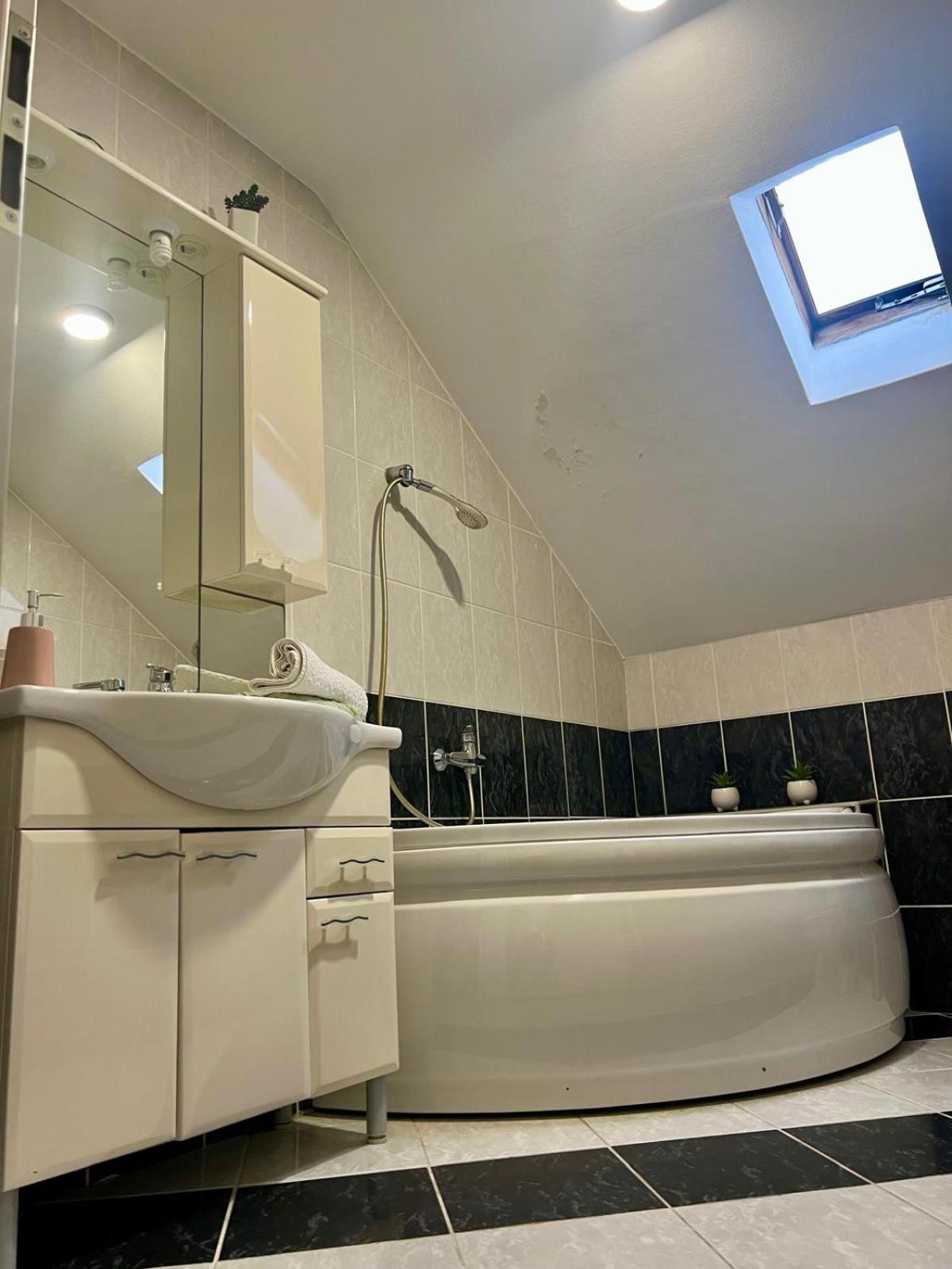 Guest House Ruza Tenja Εξωτερικό φωτογραφία
